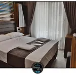 Marin Butik Bed and Breakfast Çeşme